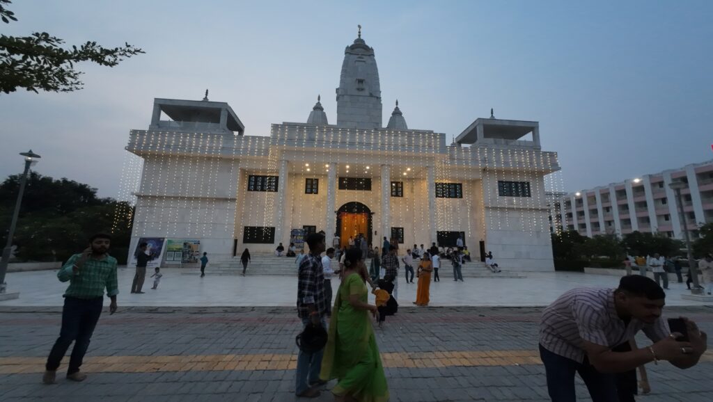 ISKCON Temple timing Kanpur